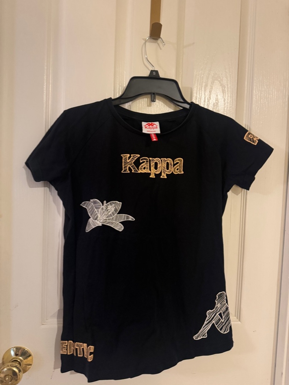 Kappa women’s Black Logo Tee